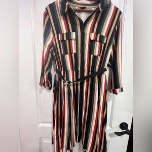 Torrid stripped dress with Pockets‼️ size 2